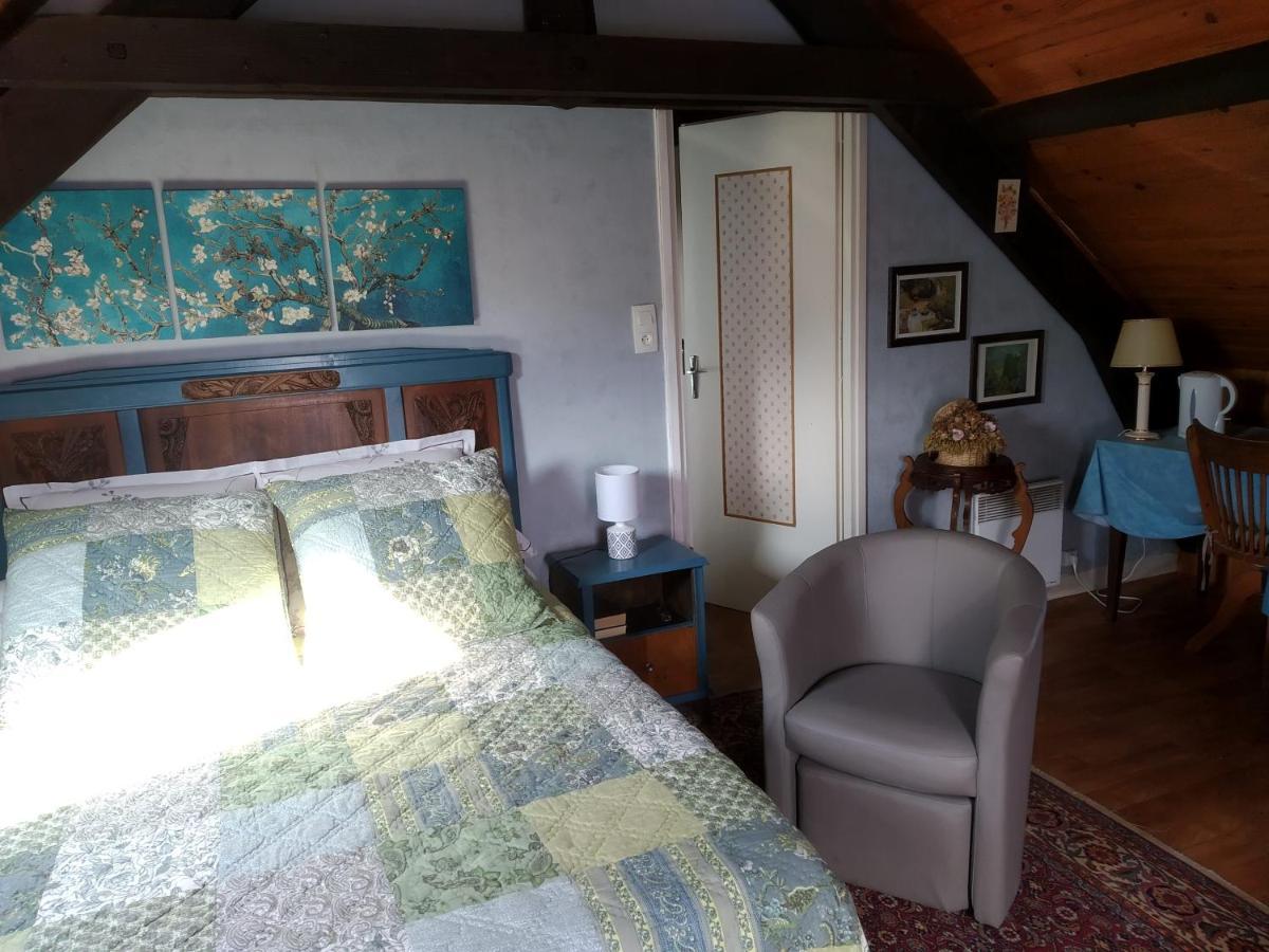 La Longere Des Gillettes Bed and Breakfast Bézenet Εξωτερικό φωτογραφία